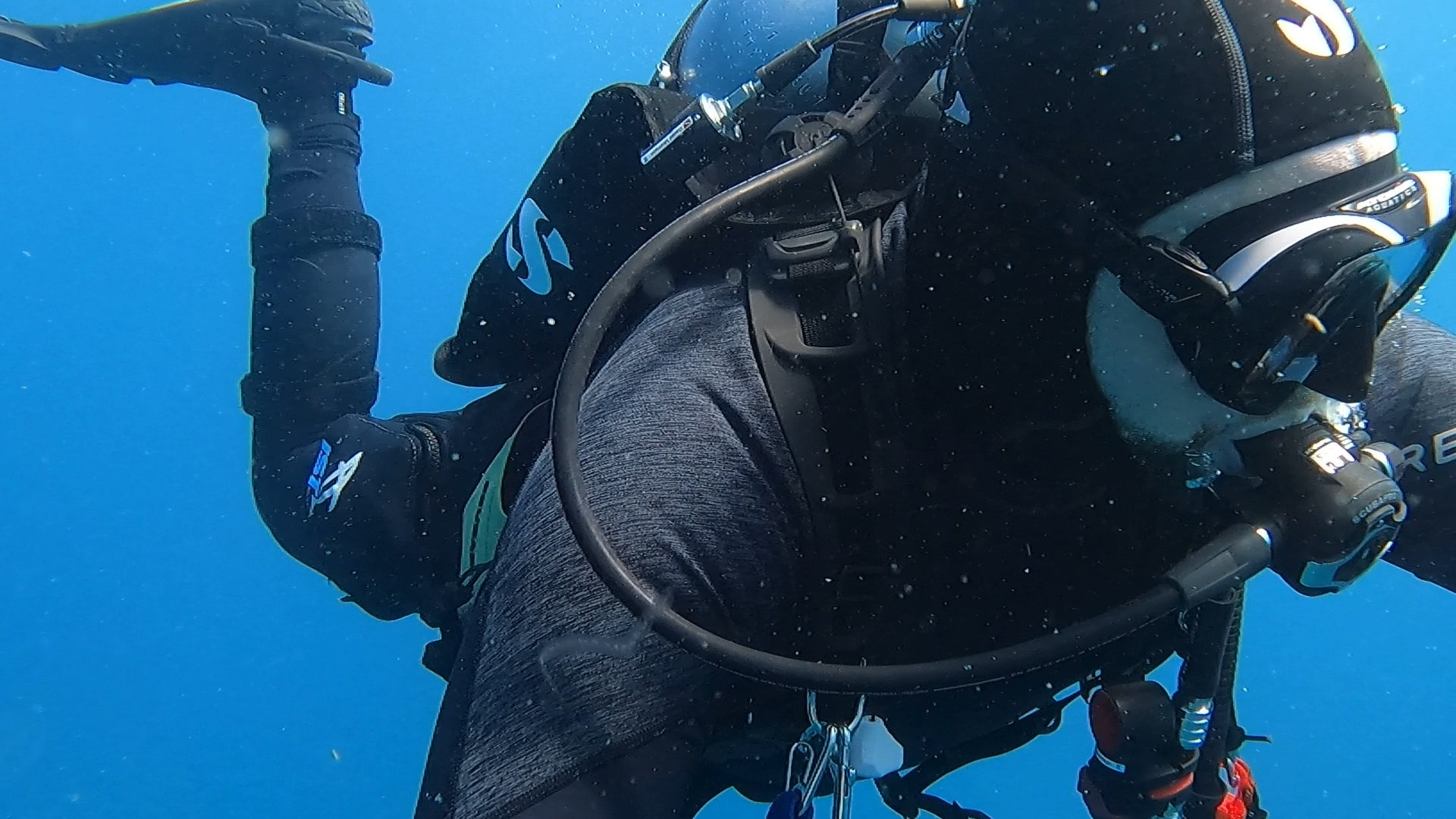 Garmin Mk2i vs Shearwater Perdix 2